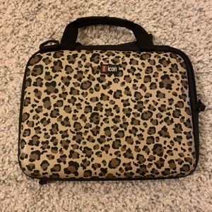 iPad Hard Shell Carry Case